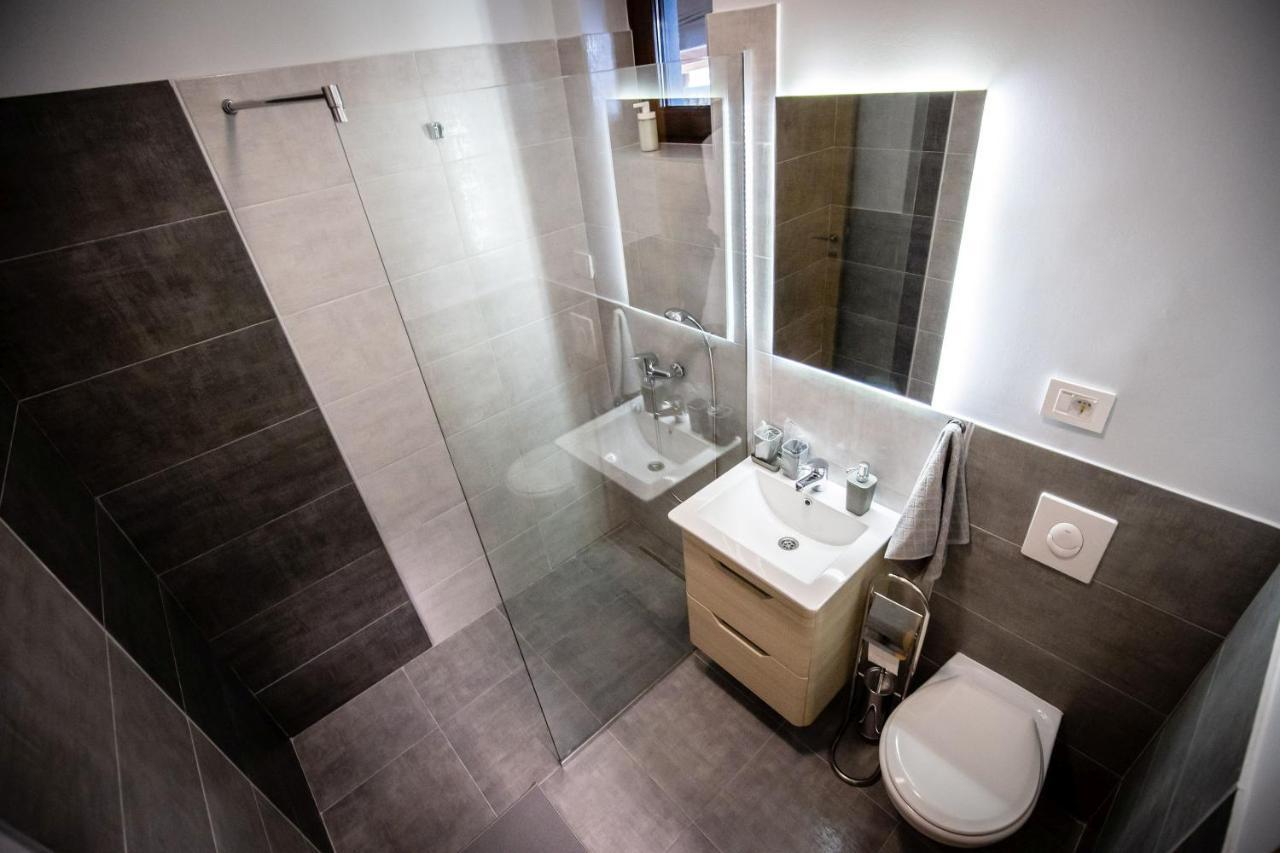 Apartamento Gray Brick Subotica Exterior foto