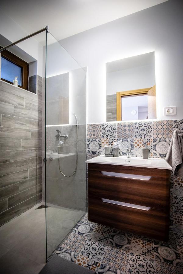 Apartamento Gray Brick Subotica Exterior foto