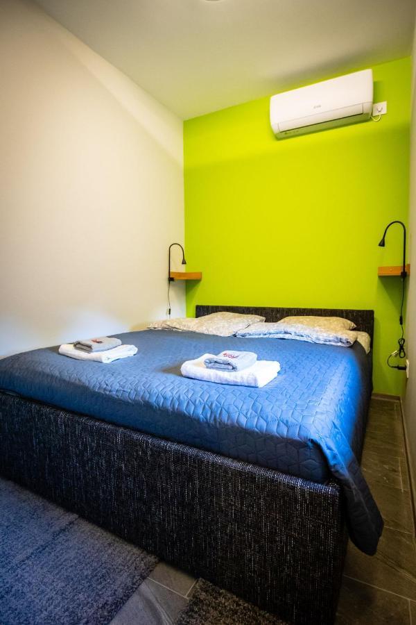 Apartamento Gray Brick Subotica Exterior foto