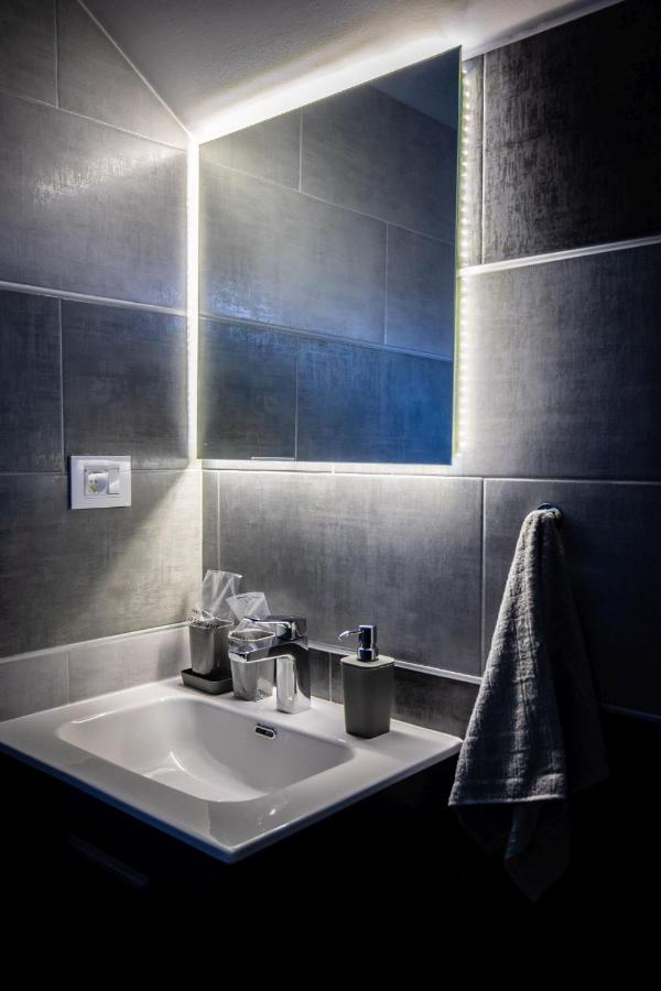 Apartamento Gray Brick Subotica Exterior foto