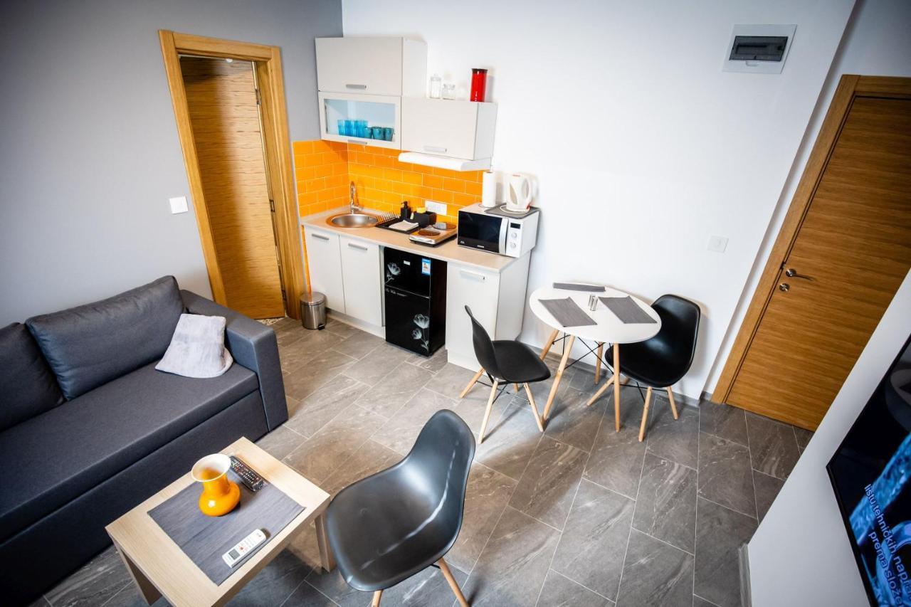 Apartamento Gray Brick Subotica Exterior foto