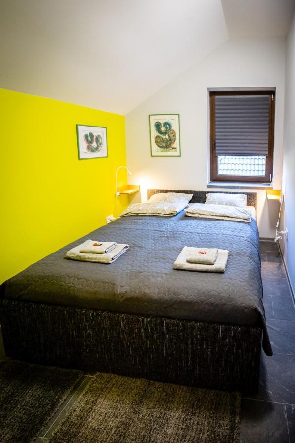 Apartamento Gray Brick Subotica Exterior foto