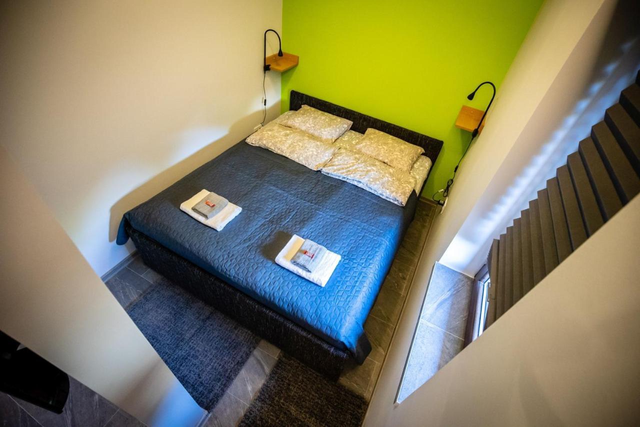 Apartamento Gray Brick Subotica Exterior foto